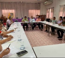 การประชุมร่วมระหว่างผู้บริหาร ข้าราชการองค์การบริหารส่วนตำบลกำเเมด