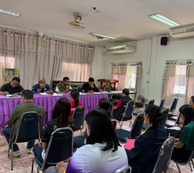 การประชุมร่วมระหว่างผู้บริหาร ข้าราชการ เเละพนักงานจ้างองค์การบริหารส่วนตำบลกำเเมด