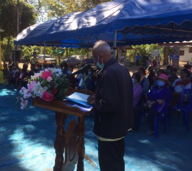 คณะผู้บริหารเข้าร่วมกิจกรรมรณรงค์ไถกลบตอซังข้าว บ้านกุดหิน ม.4 วันที่ 3  มีนาคม 2564