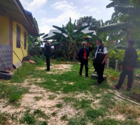 อบต.กำแมดร่วมกับศูนย์คุ้มคนไร้ที่พักพิงลงพื้นที่ออกเยี่ยมครอบครัวผู้ยากไร้ภายตำบลกำแมด