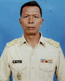 นายประดิษฐ์  ทุ่มโมง