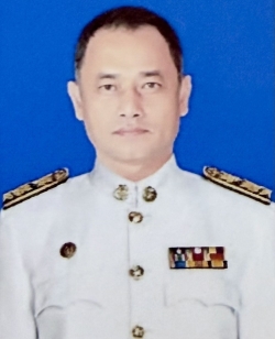 นายประวัติ  ยางธิสาร